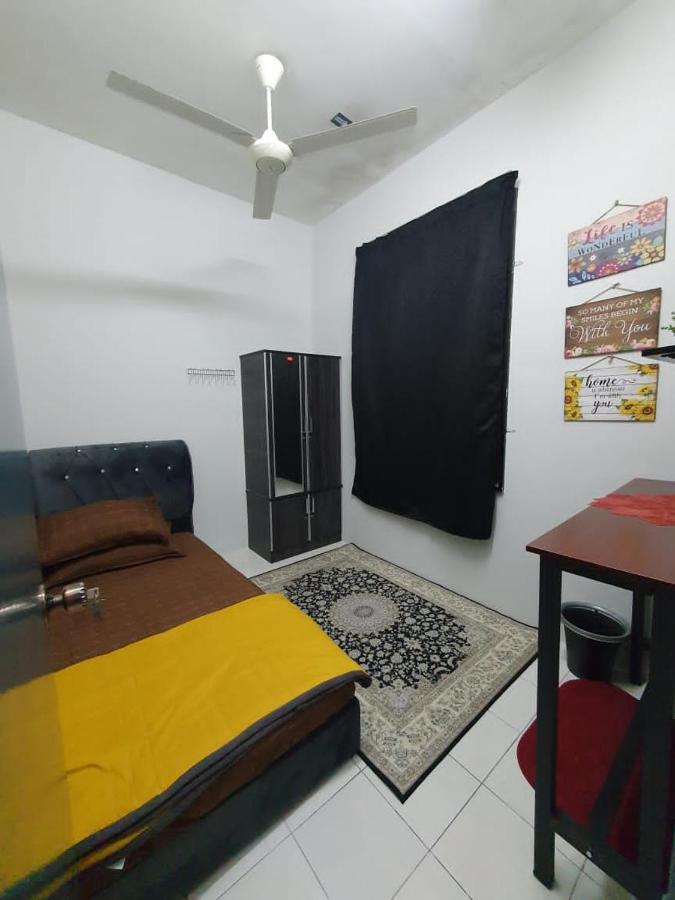 Lh Alisha Homestay Wangsa Mewangi Gua Musang Exterior photo